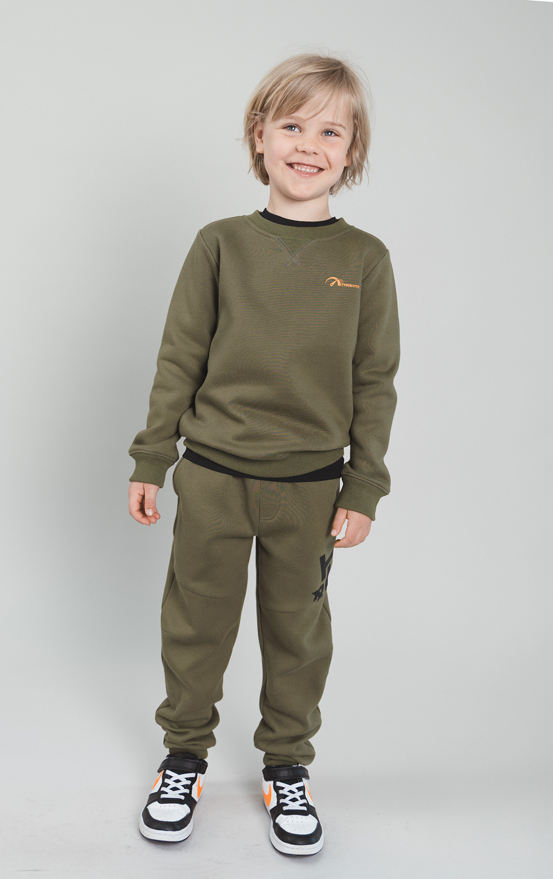 Groene TYGO & vito joggingbroek voor jongens